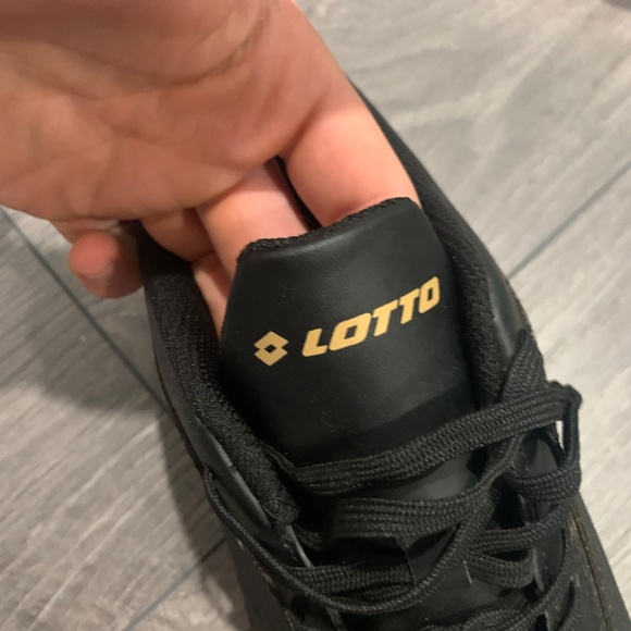 chaussures soccer LOTTO - Picture 4 of 6